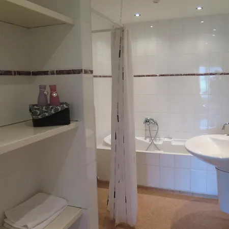 Cafe Brasserie Het Heerenhuis 3* Het Kalf