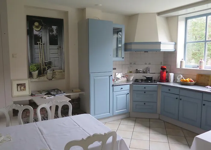 Bed & Breakfast Cafe Brasserie Het Heerenhuis 3*